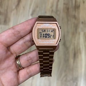 Casio Rose gold metal watch digital